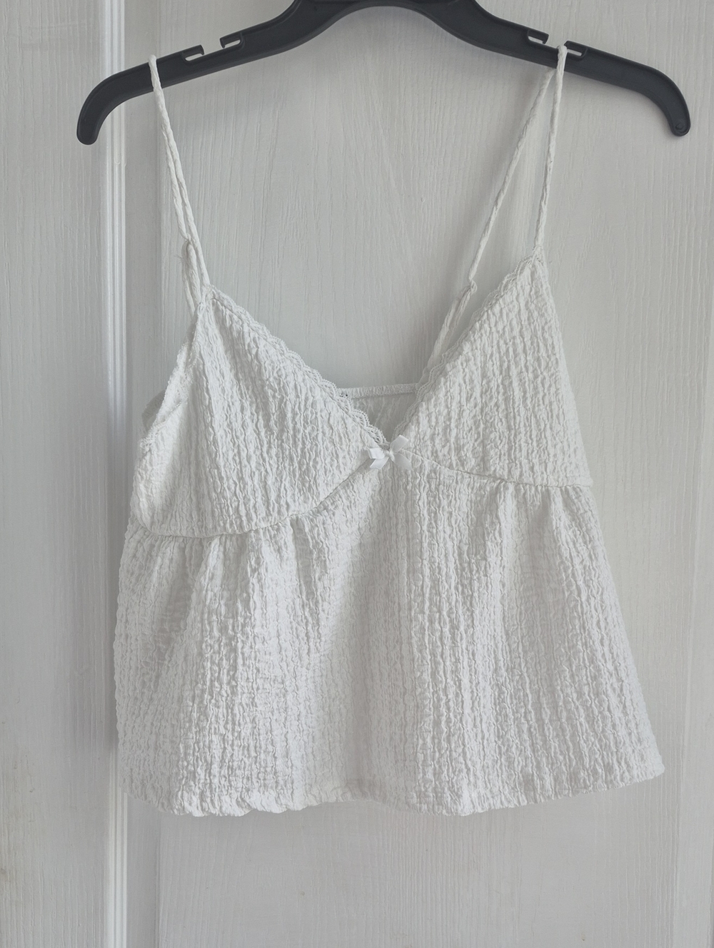 Streetwear Society White Textured Spaghetti-Strap Camisole